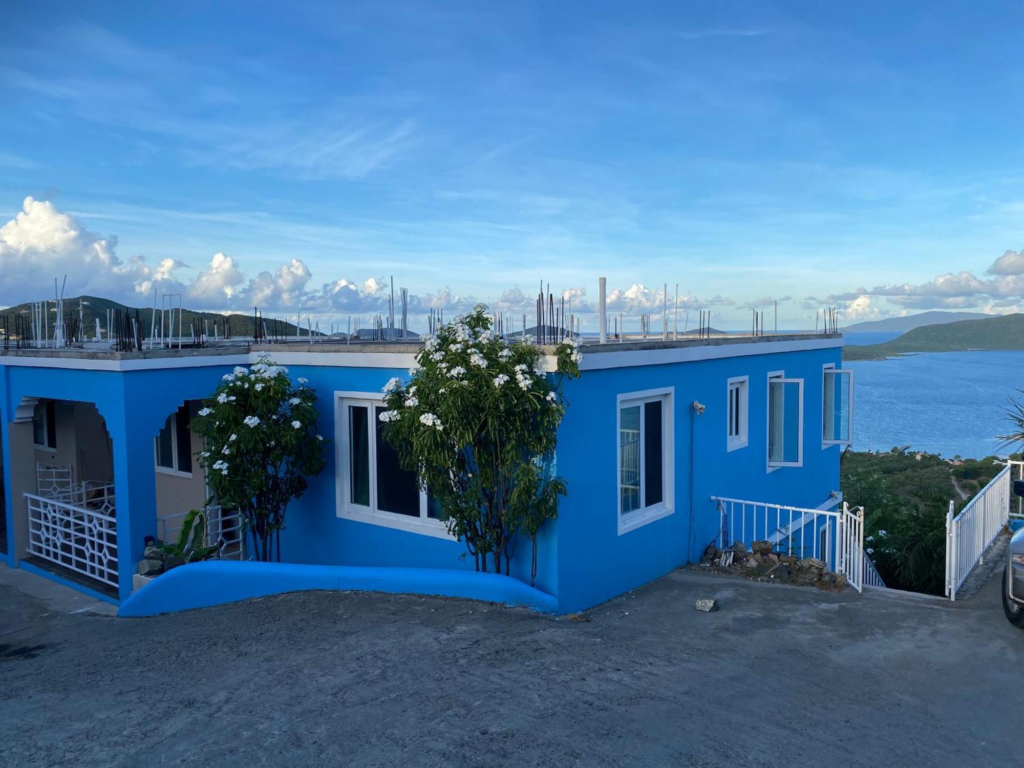 Top Of The Hill Blue Sunshine East End Exterior photo